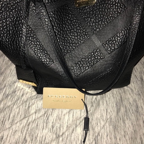 Burberry Canterbury small grain check shopper bag - Picture 8 of 17